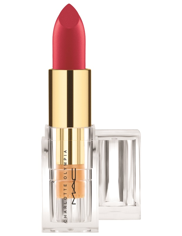 MAC Lipstick in Retro Rouge
