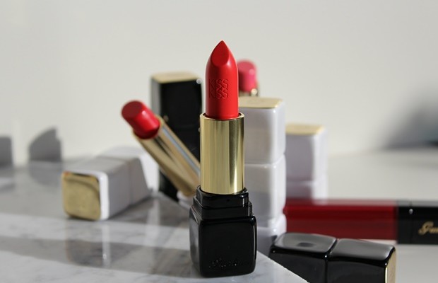 rossetto rosso kiss kiss guerlain